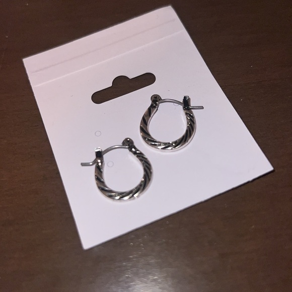 Silver Horseshoe Earrings - Picture 2 of 3